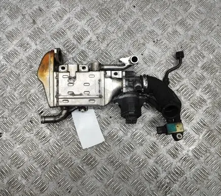 Mercedes-Benz C W206 EGR valve cooler A0009057113 A6541403200