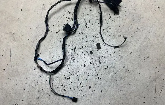 BMW 1 E81 E87 Front door wiring loom 6928656