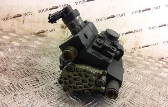 Hyundai i40 Fuel injection high pressure pump 33100-2A420