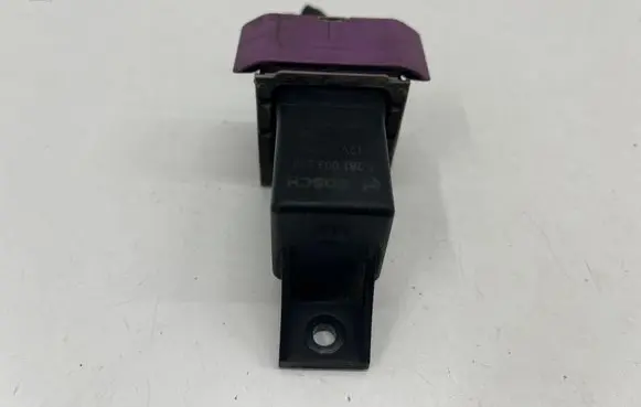 Maserati Ghibli Glow plug pre-heat relay 0281003120