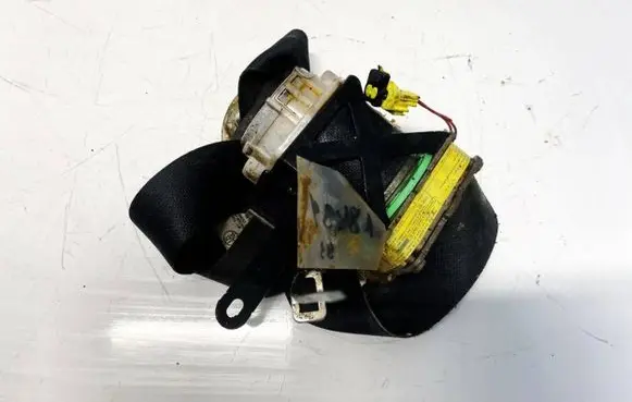 Toyota Corolla E140 E150 Front seatbelt 1033184