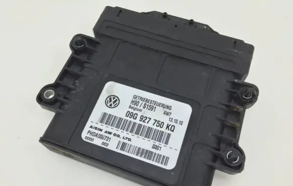 Volkswagen PASSAT CC Other engine bay part 09G927750KQ