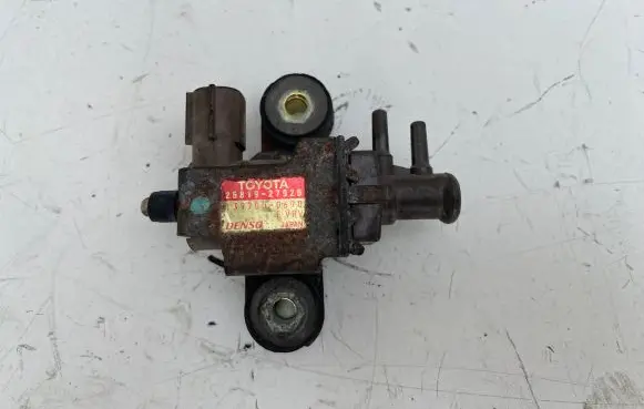 Toyota Corolla Verso E121 Turbo solenoid valve 2581927020