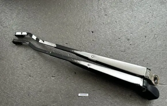 Nissan Patrol Y60 Front wiper linkage and motor 2888006J05 2888506J05
