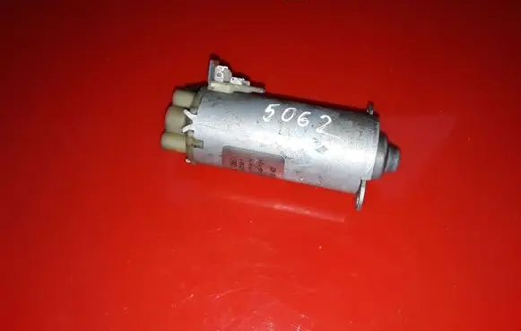 Mercedes-Benz S W221 Seat adjustment motor A2208205042 0130002581 901749101