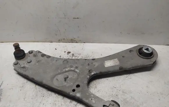 Peugeot 2008 II Front control arm 9831682780