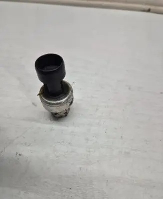 Opel Vectra C Air conditioning (A/C) pressure sensor 09131721 52CP0405