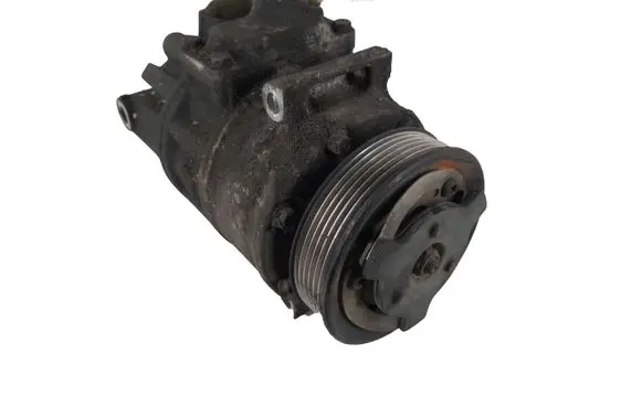 Volkswagen Golf V Air conditioning (A/C) compressor (pump) 1K0820803S R134A8680P 055798036B4