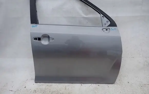 Suzuki Ignis Front door