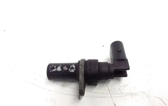 BMW 5 E39 Crankshaft position sensor 2247926