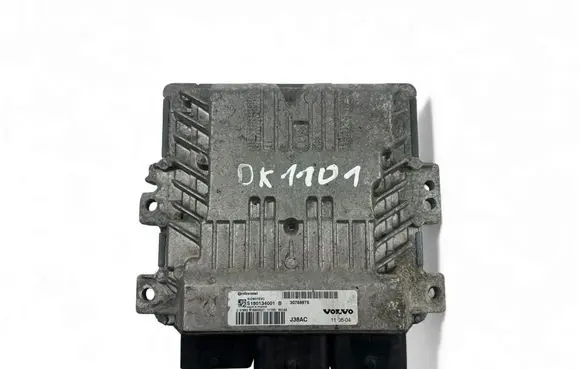 Volvo V50 Engine control unit/module ECU 30788975 S180134001B