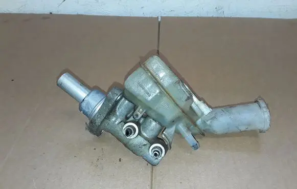 Citroen C-Crosser Master brake cylinder 03350890011