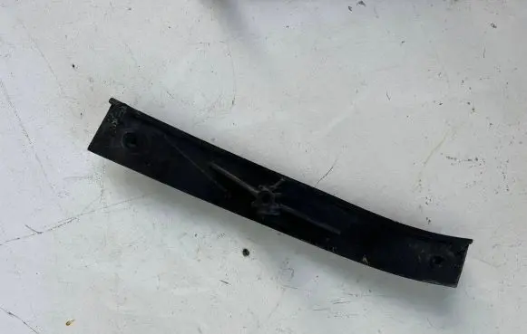 Audi Q5 SQ5 Front bumper mounting bracket 36191281