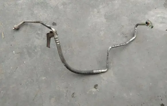Ford Focus C-MAX Air conditioning (A/C) pipe/hose