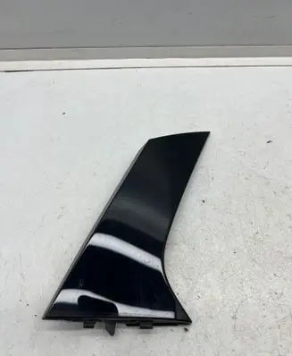 Renault Clio V Tailgate trim 960320029R