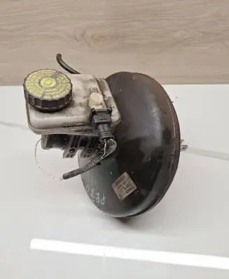Peugeot 107 Brake booster 0204051248 472000H010