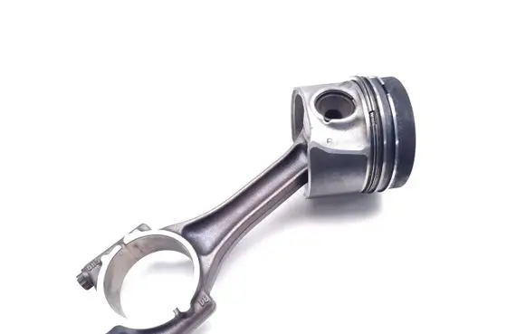 Volkswagen Caddy Piston with connecting rod CAYD