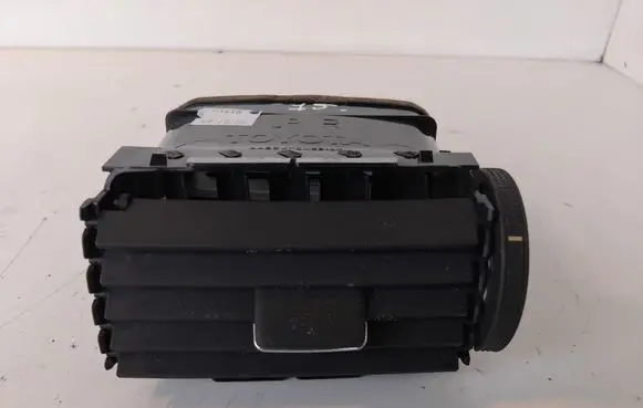 Dash center air vent grill