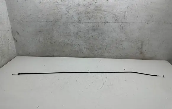 Mercedes-Benz CLS C218 AMG Engine bonnet/hood lock release cable