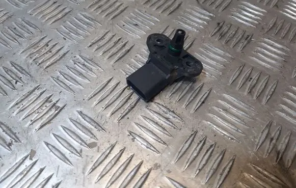 Audi A3 S3 A3 Sportback 8P Air pressure sensor 03C906051