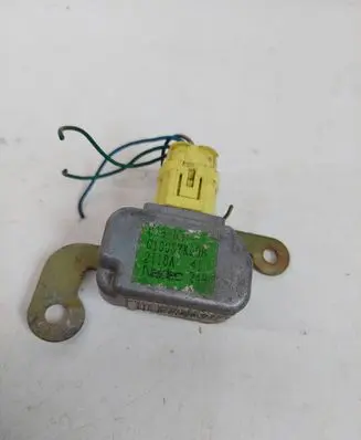 Mazda Premacy Airbag deployment crash/impact sensor C10057KD0B