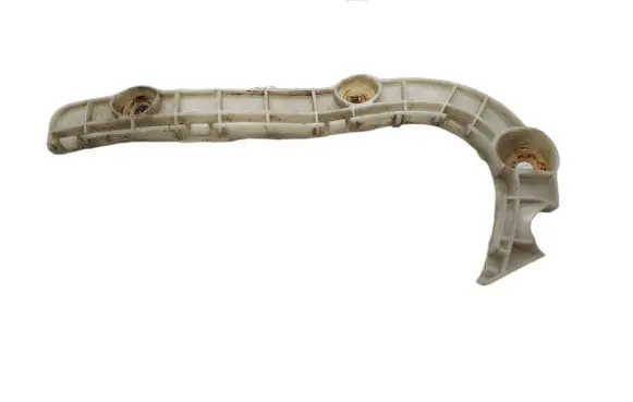 Mitsubishi Outlander Front bumper mounting bracket
