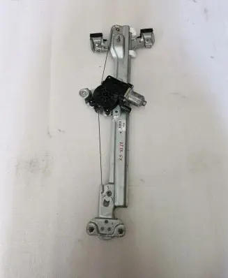 Buick Encore GX I Front door window regulator with motor 42748830