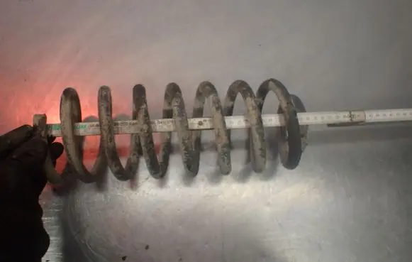 Jeep Grand Cherokee Rear coil spring