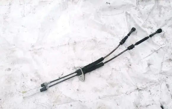 Gear shift cable linkage