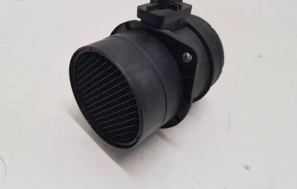 Volkswagen Transporter - Caravelle T5 Mass air flow meter 0281002956