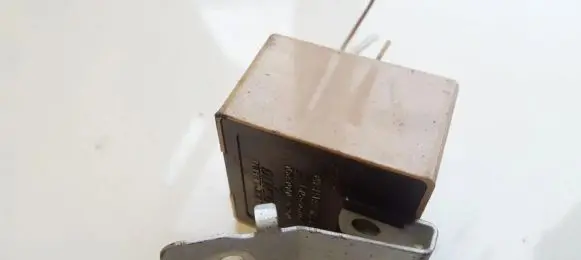Mitsubishi Galant Other relay MD346864