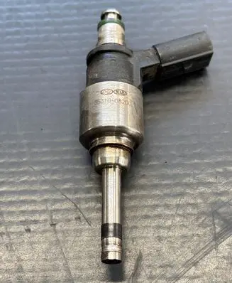 KIA Ceed Fuel injector 9041090013 4606826ZW 23704406