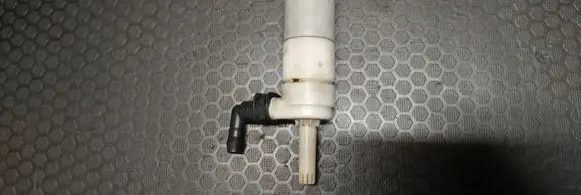 Opel Insignia A Windscreen/windshield washer pump 13250289 315568123