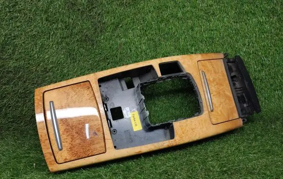Audi A6 S6 C6 4F Center console 4F1864261E 4F1864261