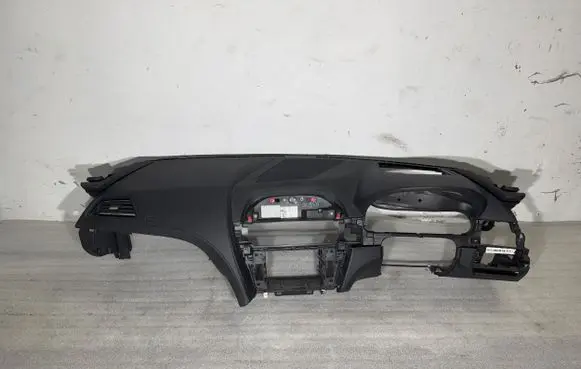 BMW 6 F12 F13 Dashboard 9229956 40409531