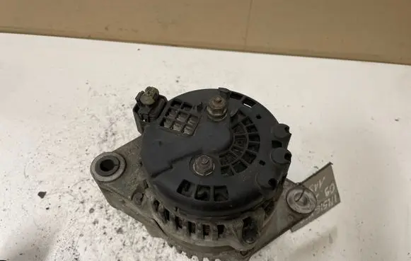 Opel Insignia A Generator/alternator 13502583 09B12