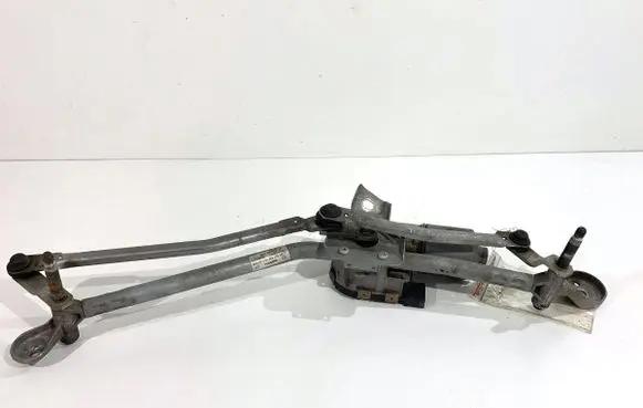 Mercedes-Benz GLK (X204) Front wiper linkage and motor A2048201340