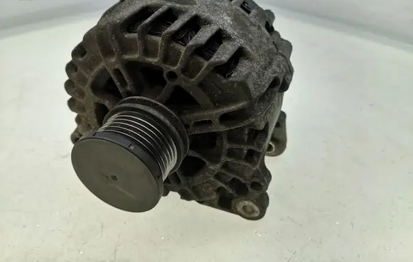 Audi Q5 SQ5 Generator/alternator 03G903016G