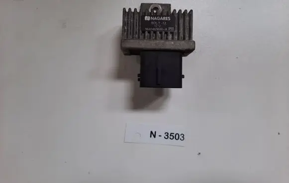 Nissan Qashqai Glow plug pre-heat relay 9640469680