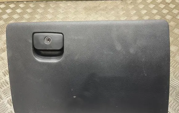 Hyundai Santa Fe Glove box 845112B000