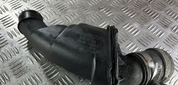 Volvo XC70 Intake resonator 30778734