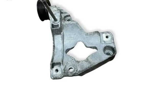 Jeep Grand Cherokee A/C compressor mount bracket VMMT0311
