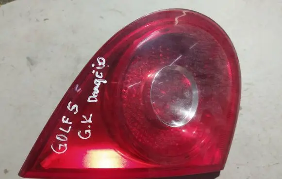 Volkswagen Golf V Tailgate rear/tail lights 1K6945093E