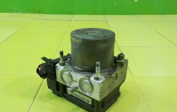 Subaru Legacy ABS Pump 0265800601 ZP62
