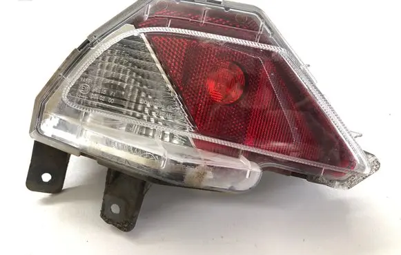Toyota RAV 4 (XA40) Rear fog light 8149042060 13R500451 HAKUDEU