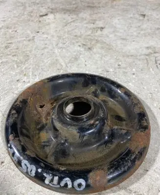 Coil spring mount