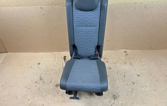 Opel Zafira C Rear seat 