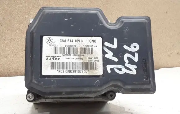 Volkswagen PASSAT B7 ABS Pump 3AA614109N