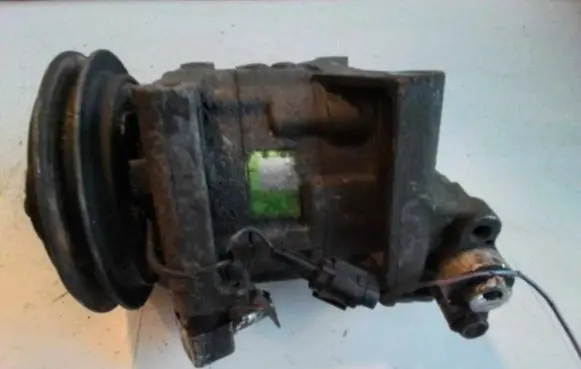 Nissan X-Trail T30 Air conditioning (A/C) compressor (pump) 506621