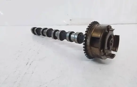 Opel Astra J Camshaft 55562225